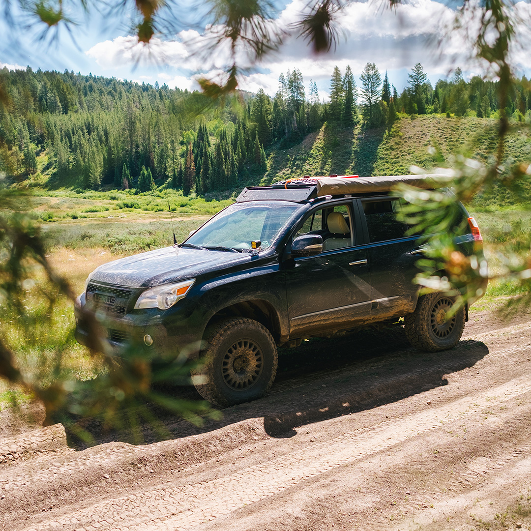Customer photo of Lexus GX460 Roof Rack | Evolution Series | 2010-2023